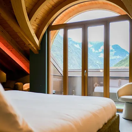 Sky Mountain View - 3 Min Walk To Bernina Express 3*